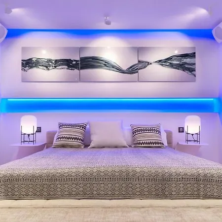 Ideal Location, Seaview *